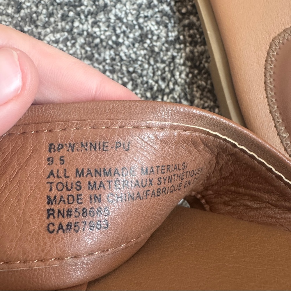 BP Brown Slip On Flat Sandal Comfortable Faux Leather Size 9.5 - Picture 4 of 5